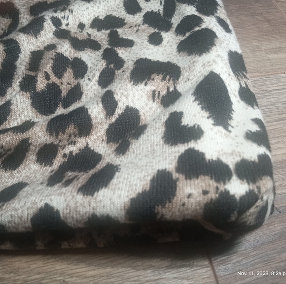 Aldo Leopard Print Acrylic Infinity Scarf O/S - Picture 4 of 8